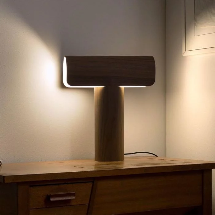 Secto_Design_Teelo_8020_table_lamp_color_walnut_ilumia