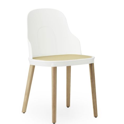 Allez_krzesło_z_plecionym_siedziskiem_biały_dąb_Normann_Cph_ilumia