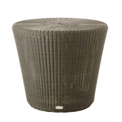 Kingston_pleciony_podnóżek_stolik_ogrodowy_mocca_Cane-line_ilumia