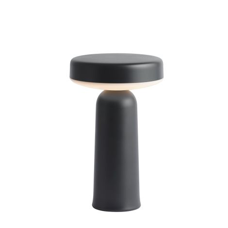 Ease_lampa_mobilna_stołowa_czarna_muuto_ilumia