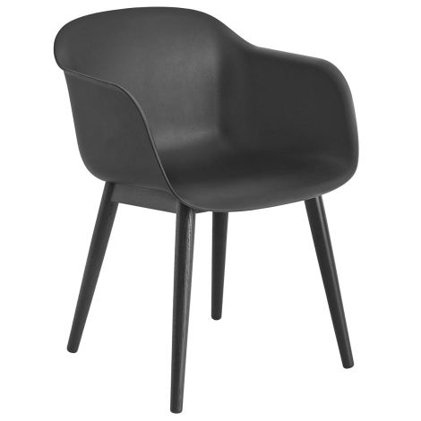 Fiber_chair_woodbase_black_muuto-ilumia