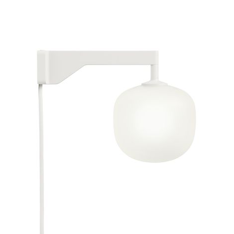 Rime Biała Lampa Ścienna Muuto - Nowoczesny i Funkcjonalny Design | ilumia.pl