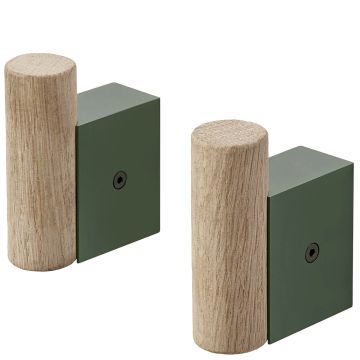 Attach-coat-hooks-dark-green-oak-2-set-Muuto-ilumia