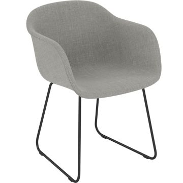 Fiber-Armchair-Sled-Base-Remix133-4107-BLACK_Muuto-ilumia