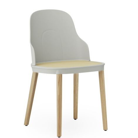 Allez_krzesło_z_plecionym_siedziskiem_ciepły_szary_dąb_Normann_Cph_ilumia