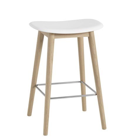Fiber-barstool-65-woodbase-natural-white-oak-MUUTO-ilumia