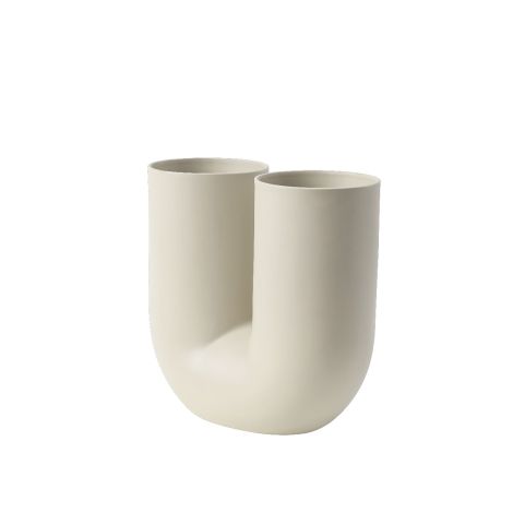 Kink-vase-sand-angle-Muuto-5000x5000-hi-res