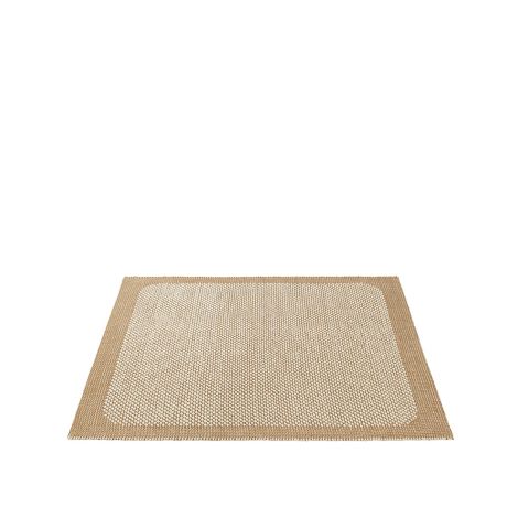 Pebble-rug-170x240-burnt-orange-Muuto-ilumia