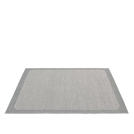 Pebble-rug-200x300-light-grey-Muuto-ilumia