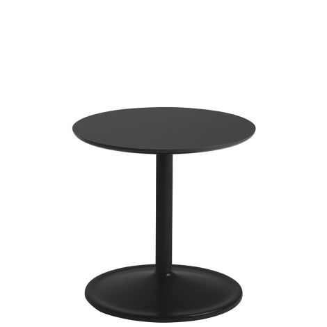 Soft-stolik-boczny-o41-h40-czarny-muuto-ilumia