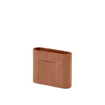 13120-ridge-wazon-terracotta-17cm-muuto-ilumia