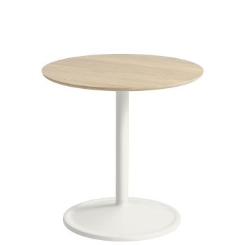 Soft-stolik-boczny-biały-dąb-o48-h48-muuto-ilumia