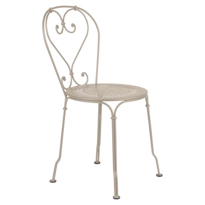 1900_chaise_muscade_Fermob_ilumia