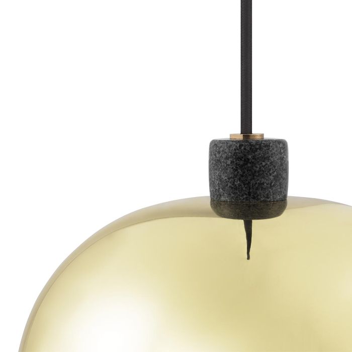 502014_Normann_Copenhagen_Grant_Pendant_Ø45_Brass_ilumia