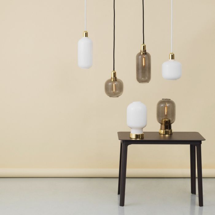 Normann_Copenhagen_Amp_Lamp_Brass_Group_01-ilumia