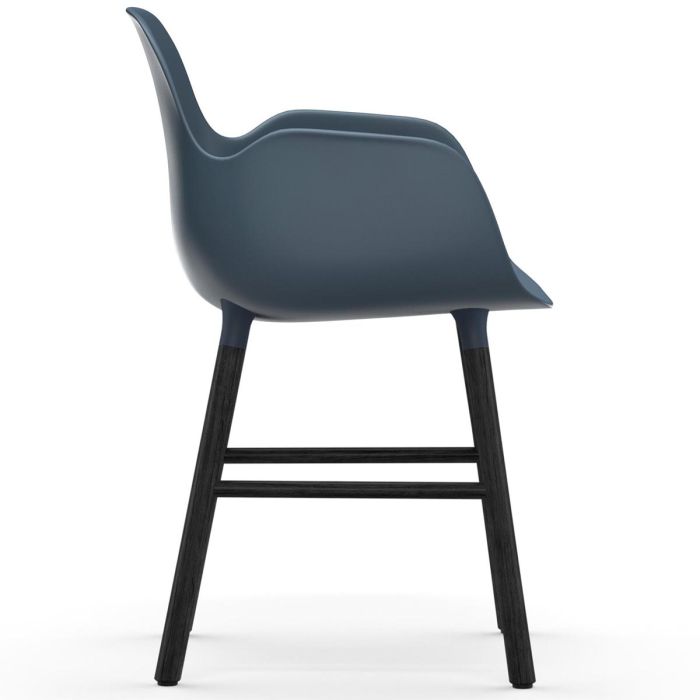 603209_Form_Armchair_BlueBlack_Normann-Copenhagen-ilumia