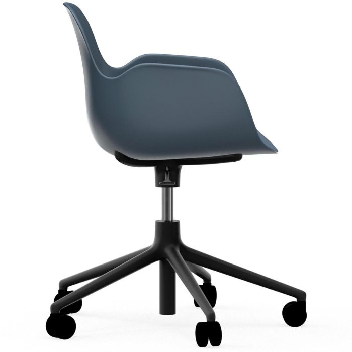 606153_Form_Armchair_Swivel_5W_Gaslift_Blue_BlackAlu_Normann_Copenhagen_ilumia