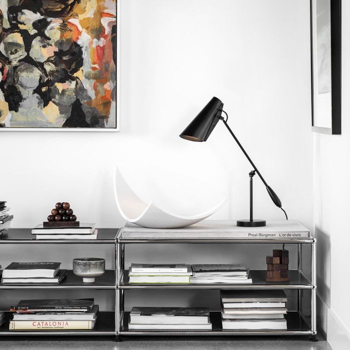 Birdy_table_all_black_Northern_ilumia