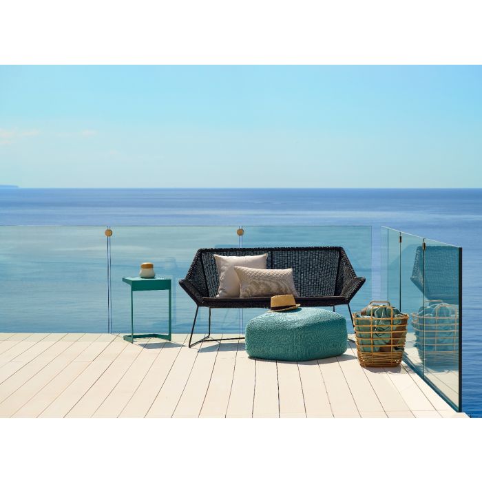 Breeze_Sofa_2_osobowa_czarna_Cane-line_ilumia
