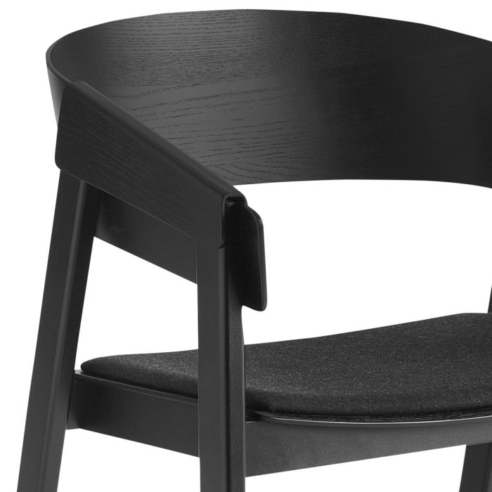Cover_Black_Remix183-muuto-ilumia