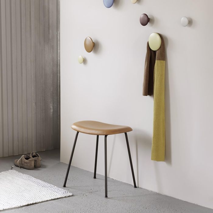 Fiber-stool-Dots-burgundy-pale-blue-beige-green-clay-brown-xs-sway-ilumia-muuto