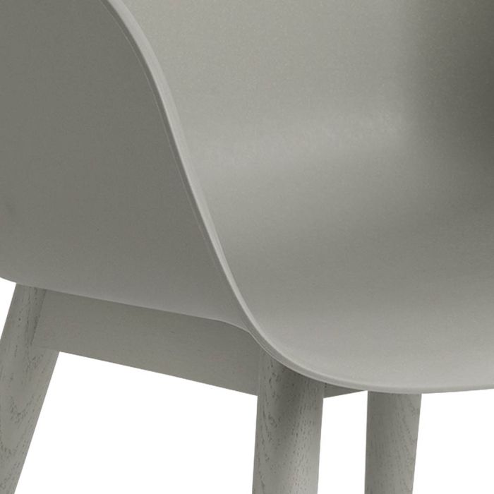 Fiber-armchair-wood-base-grey-stained-dark-brown-Muuto-ilumia