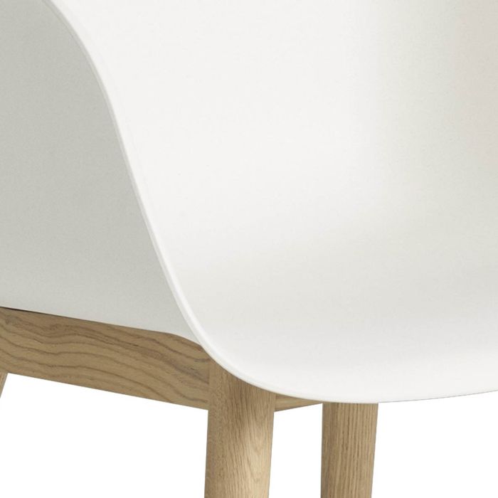 Fiber-armchair-wood-base-white-stained-dark-brown-Muuto-ilumia