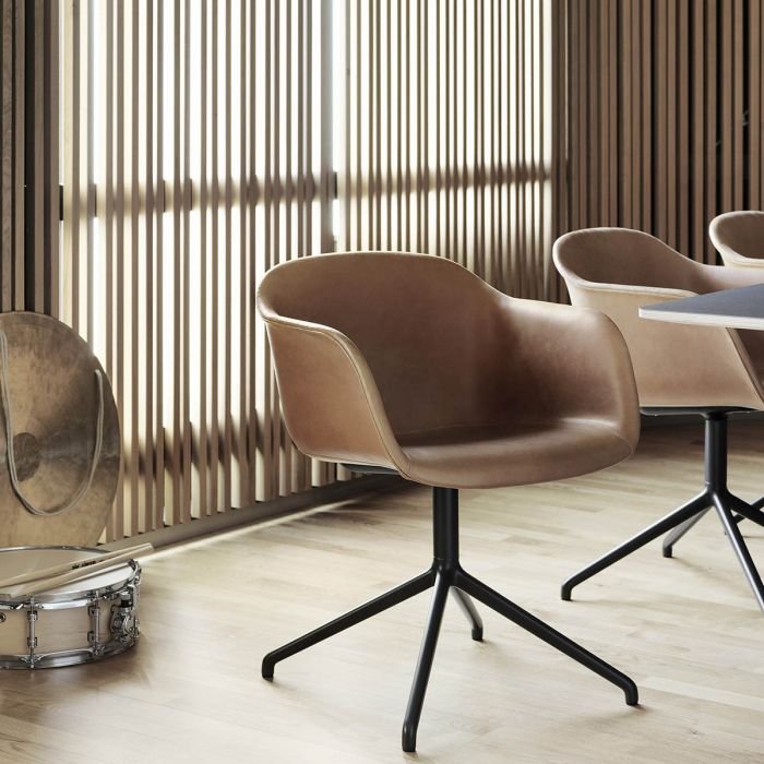 FiberChair_leather-muuto-ilumia