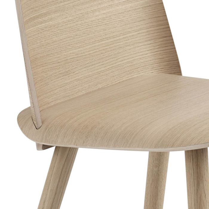 Nerd-chair-oak-Muuto-ilumia