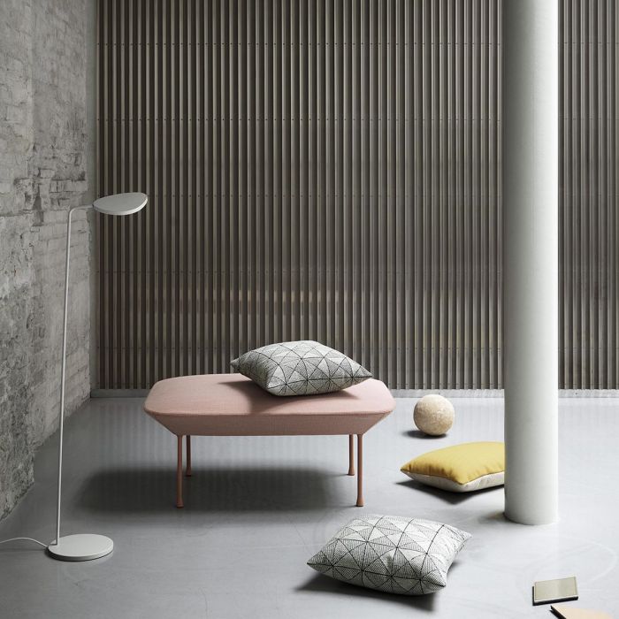 Oslo pouf_tile_leaf floor_med-ilumia