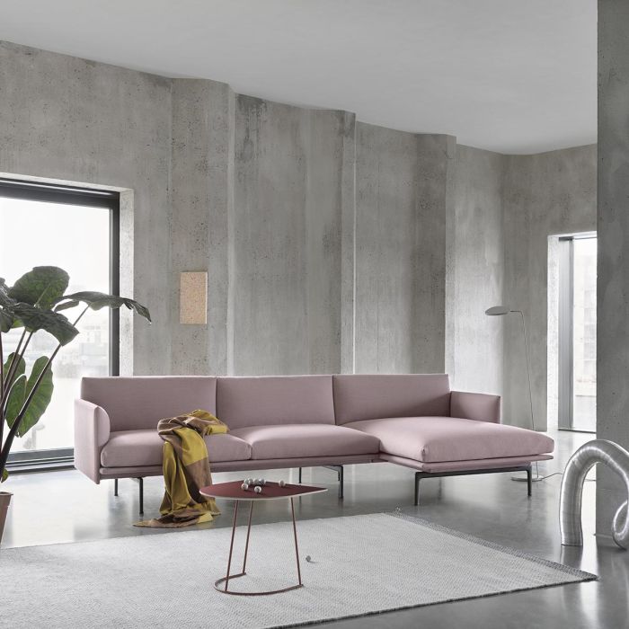Outline-Chaise-longue-Fiord-551-Airy-plum-Ply-Sway-Leaf-Floor-Lamp-muuto-ilumia