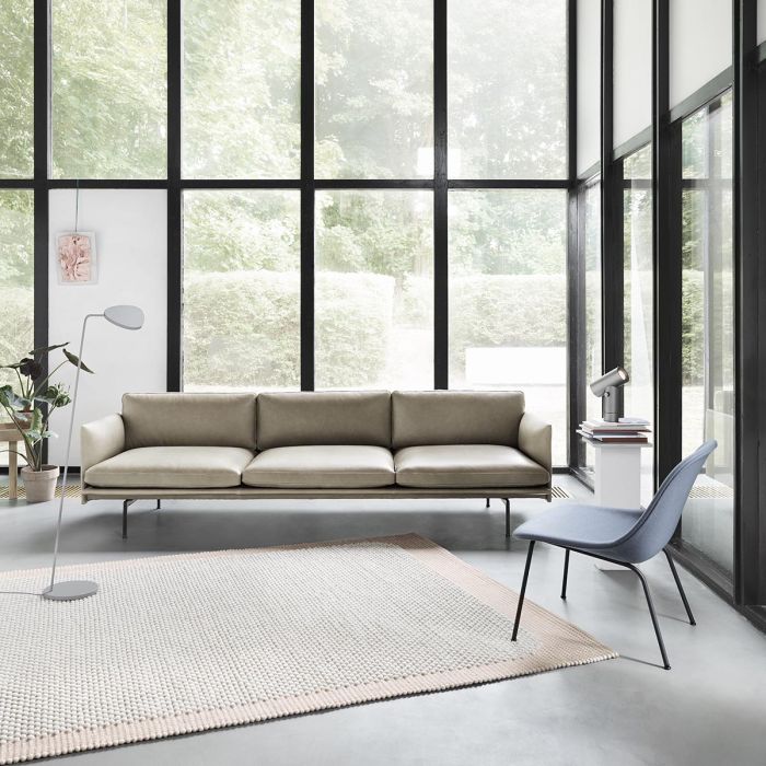 Outline Sofa Lifestyle Image_muuto_ilumia