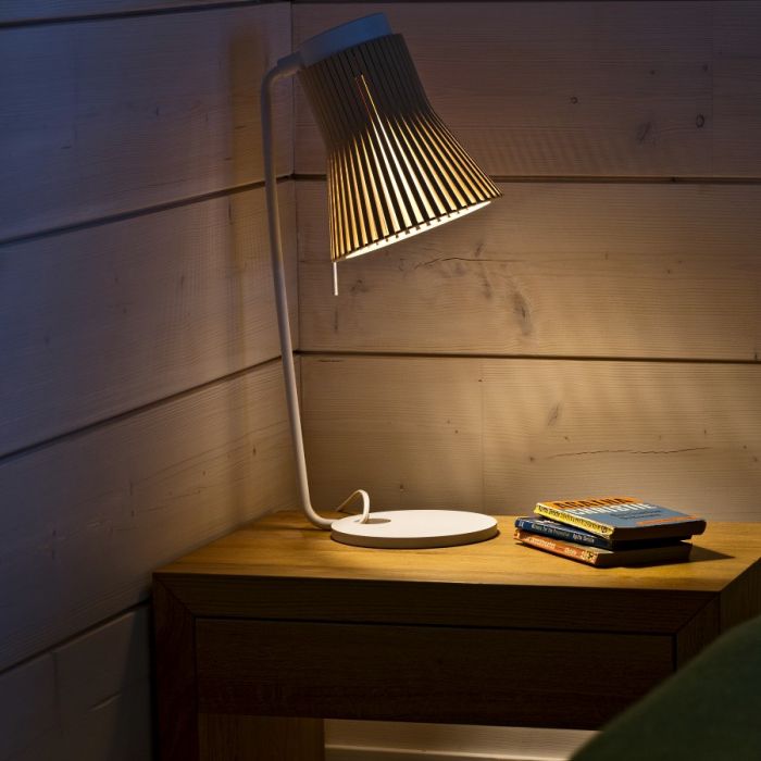 Secto_Design_Petite_4620_birch-ilumia-900x900