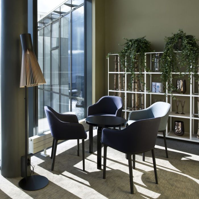Secto_Design_Secto_4210_black-ilumia-900x900
