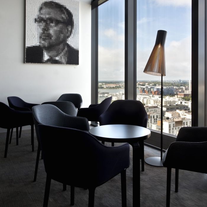 Secto_Design_Secto_4210_black-ilumia-900x900