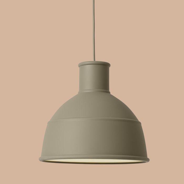 14211 Unfold - ponadczasowa lampa industrialna z silikonu - oliwkowa