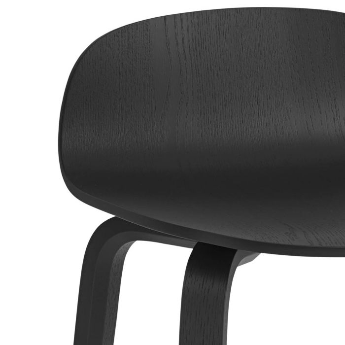 Visu-bar-stool-h65cm-black-Muuto-ilumia