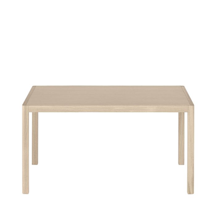 Workshop-table-140x92-cm-oak-angle-Muuto-ilumia