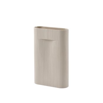 13556-ridge-wazon-48,5-cm-beżowy-muuto-ilumia