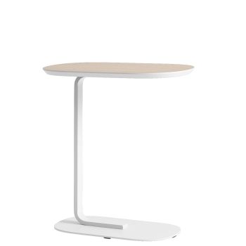 Relate-side-table-off-white-oak-Muuto-ilumia