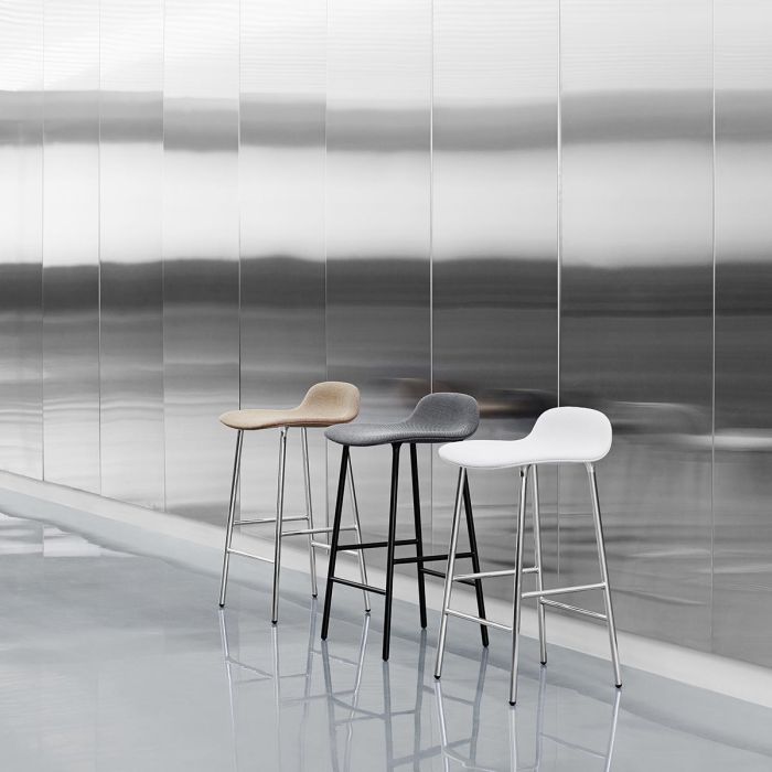 2020_Form_Barstool_65cm_Full_Uph_Chrome_Synergy_ilumia