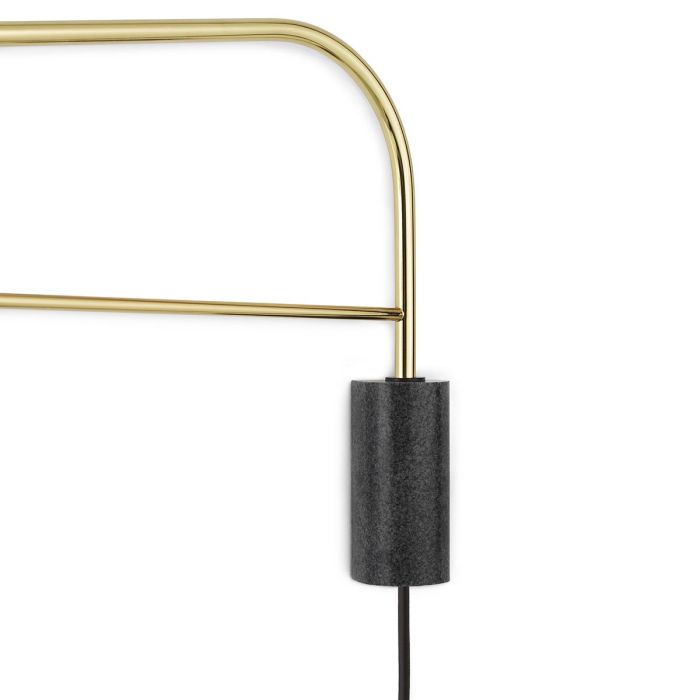 502022_Normann_Copenhagen_Grant_Wall_Lamp_111cm_Brass_ilumia_detail