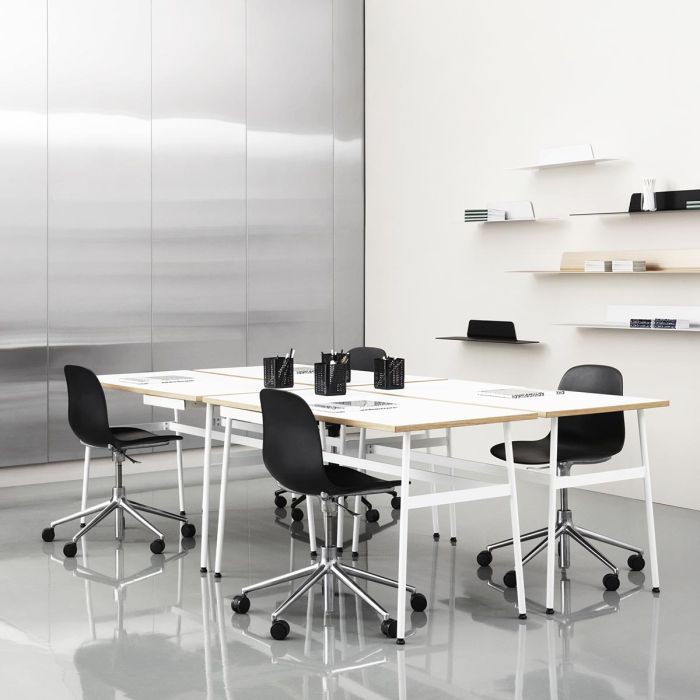 602189_Normann Copenhagen_Form_Armchair_Swivel_4W_ilumia