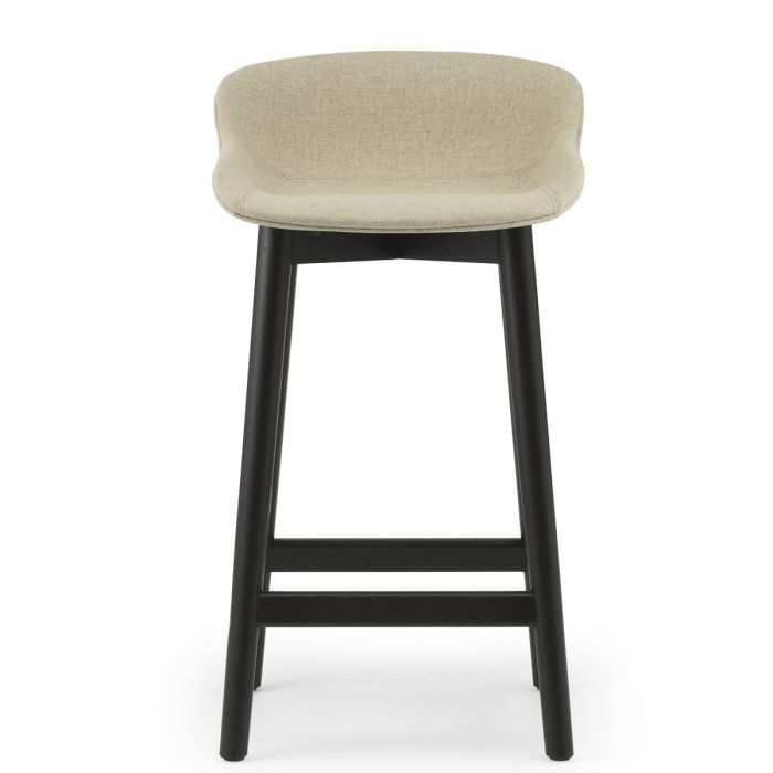 Hyg-stołek-barowy-tapicerowany-65cm-dąb-Normann-Cph-ilumia