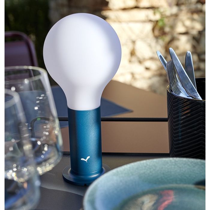 Aplo_uchwyt_magnetyczny_do_lamp_Acapulco_Blue_Fermob_ilumia