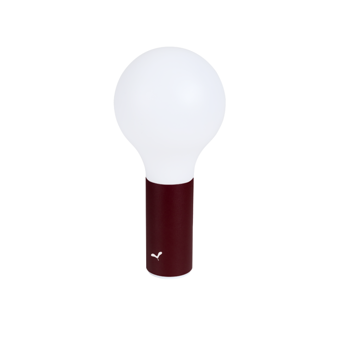 Aplo_H24_lampa_mobilna_Black_Cherry_Fermob_ilumia
