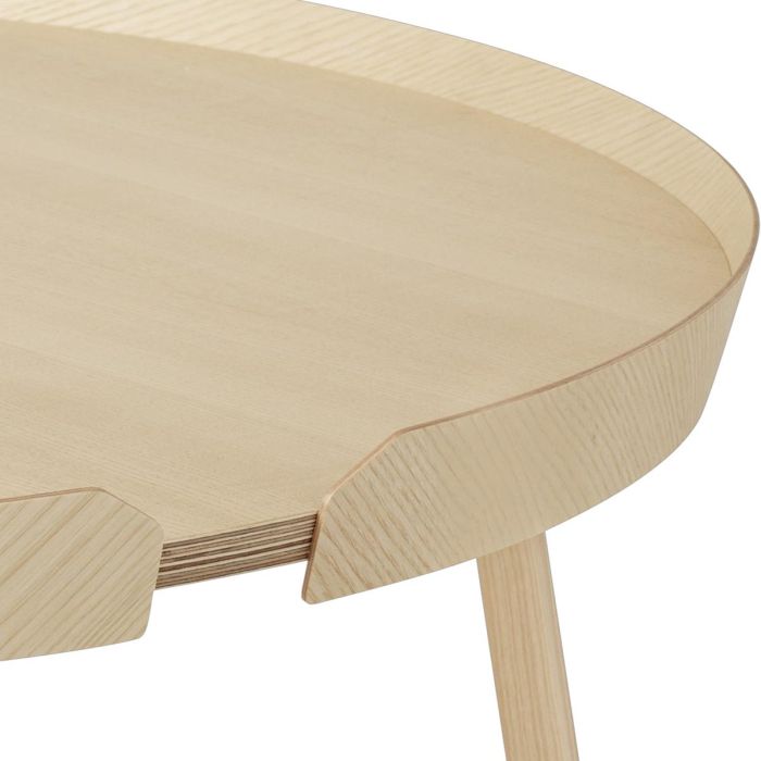 Around_large_ash-muuto-ilumia