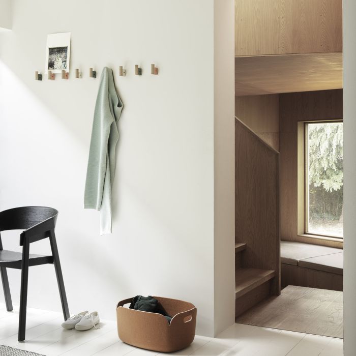 attach-coat-hook-cover-chair-restore-ply-rug-muuto-org-ilumia-1200x1200