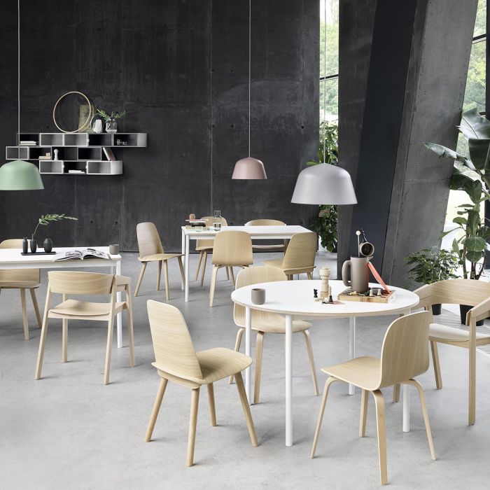 BaseTable_NerdChair_VisuChair_CoverChair_AmbitLamp_Stacked_muuto-ilumia