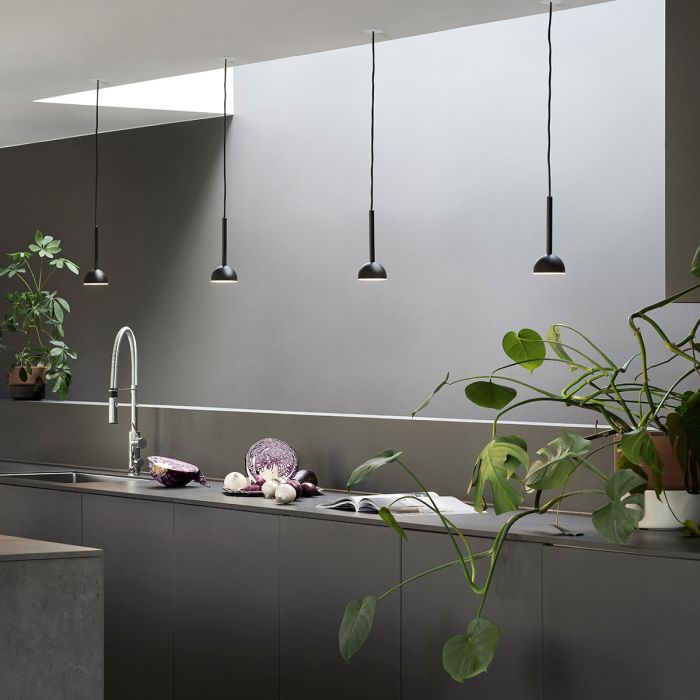 Blush_pendant_black_Northern_ilumia